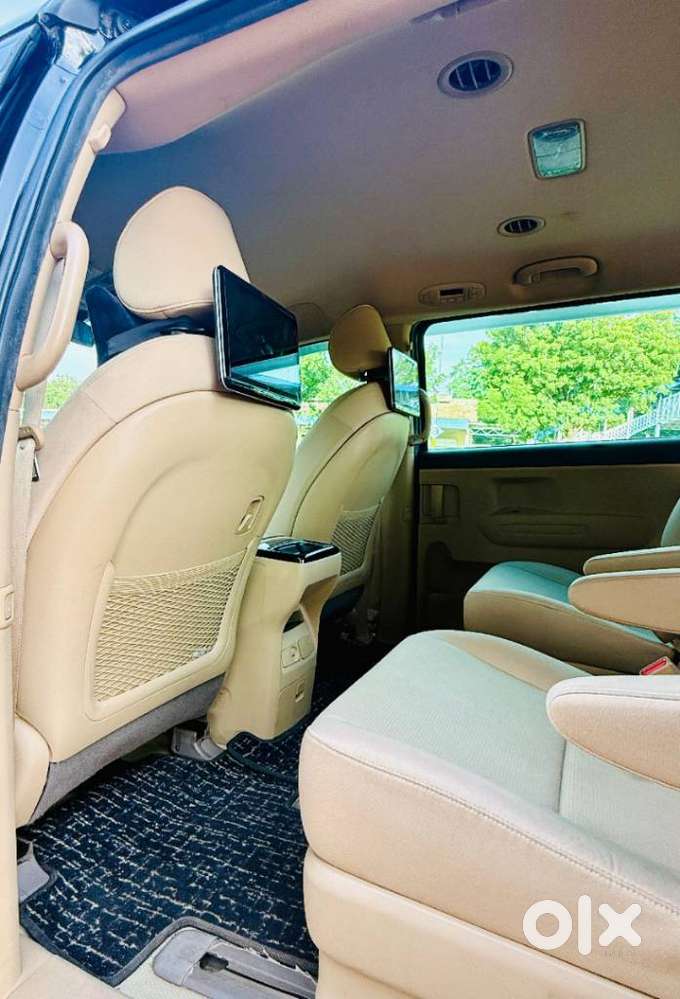 Kia Carnival Premium, 2020, Diesel
