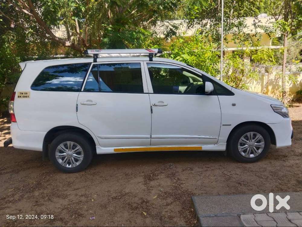 Innova 8 Seater