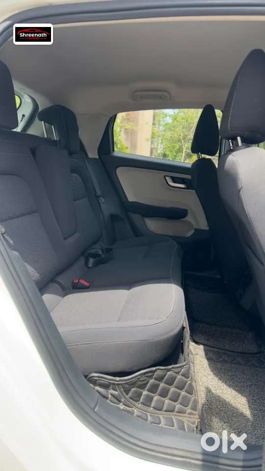 Tata Altroz Xza Plus (o) (s), 2024, Petrol
