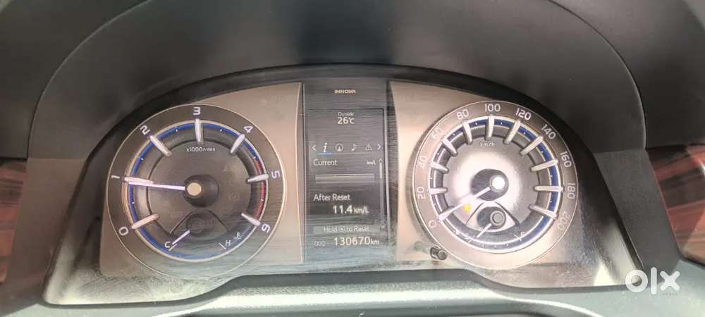 Toyota Innova Crysta 2.4 V 2019
