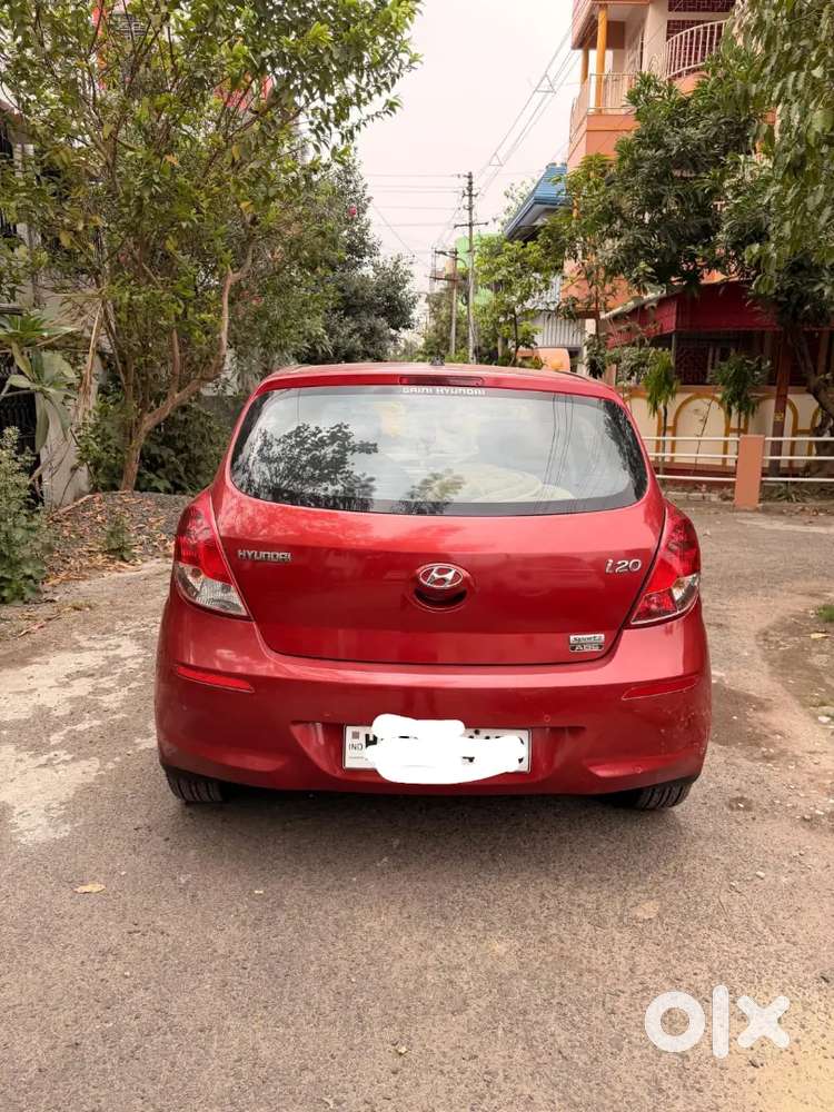 Owner Driven Hyundai I20 Sportz New Tyres & Battery