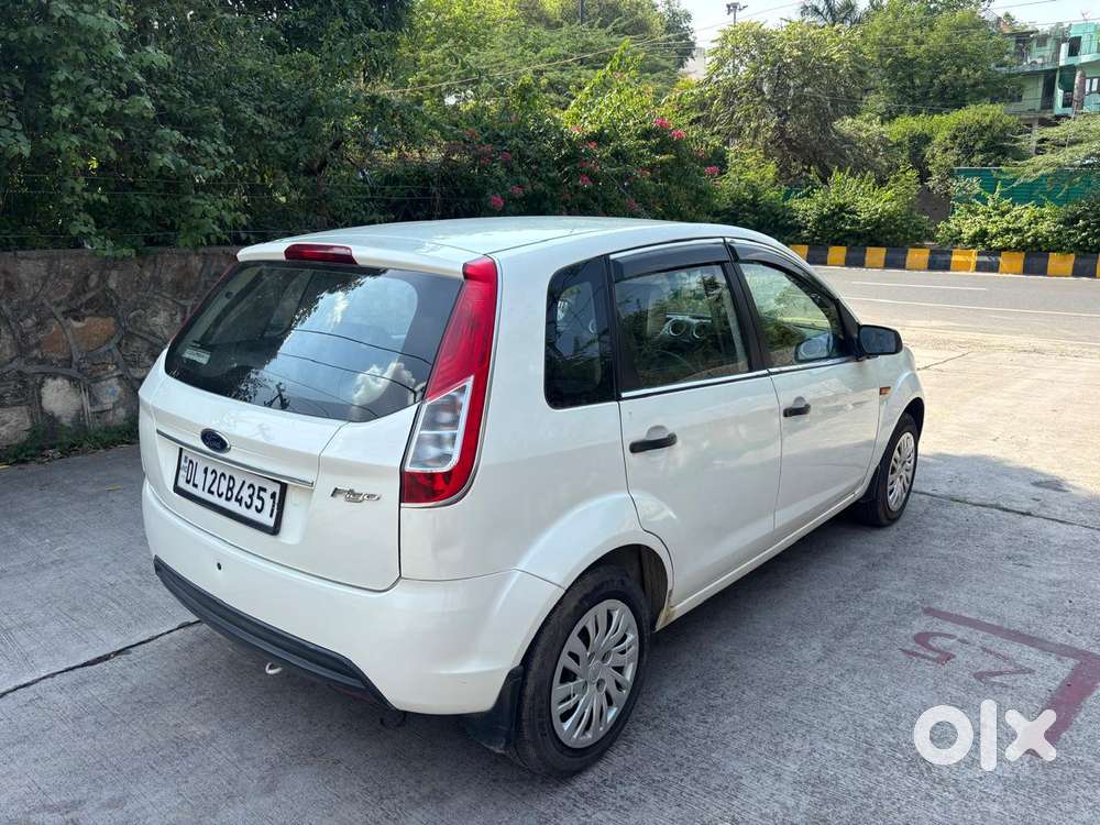 Ford Figo 2010-2012 Petrol Zxi, 2014, Petrol