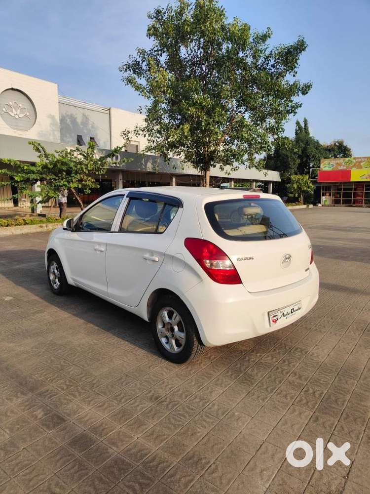 Hyundai I20 2010-2012 1.2 Sportz Option, 2011, Petrol