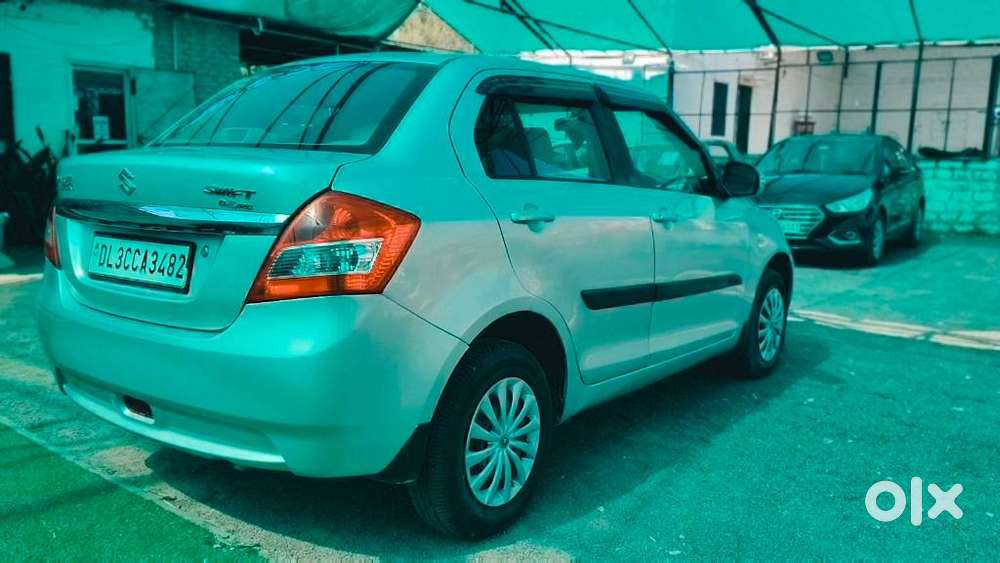 Maruti Suzuki Swift Dzire 1.2 Vxi Bsiv, 2014, Petrol