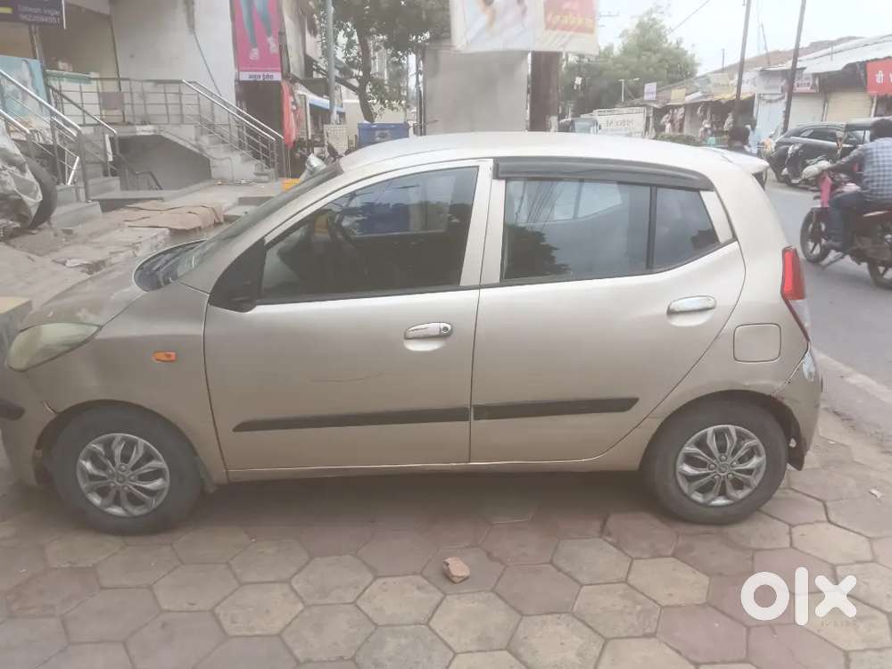Hyundai I10 Sportz 2012 Car