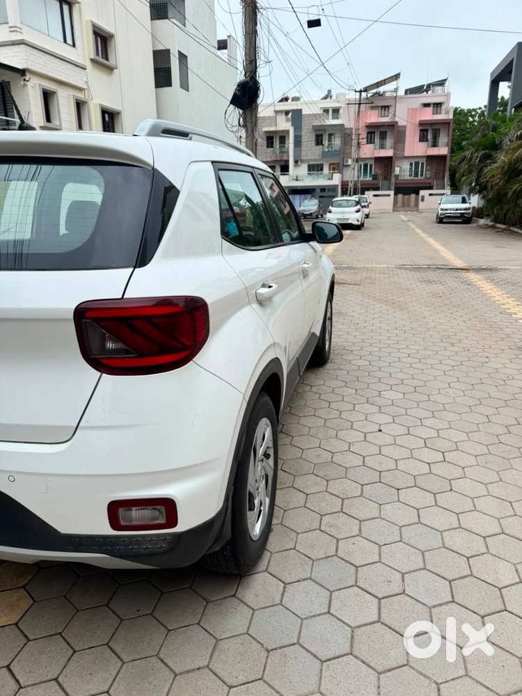 Hyundai Venue S Diesel 2021