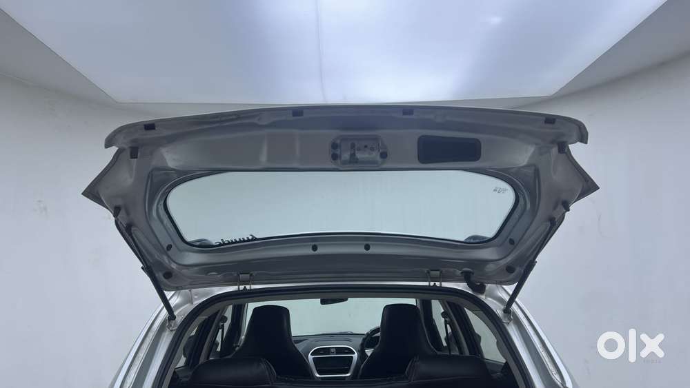 Tata Tiago 1.2 Revotron Xm, 2017, Petrol