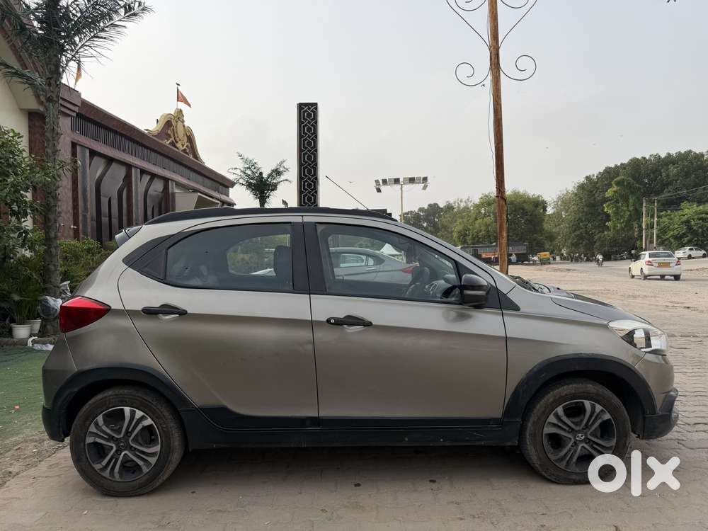 Tata Tiago Xz Opt, 2018, Petrol