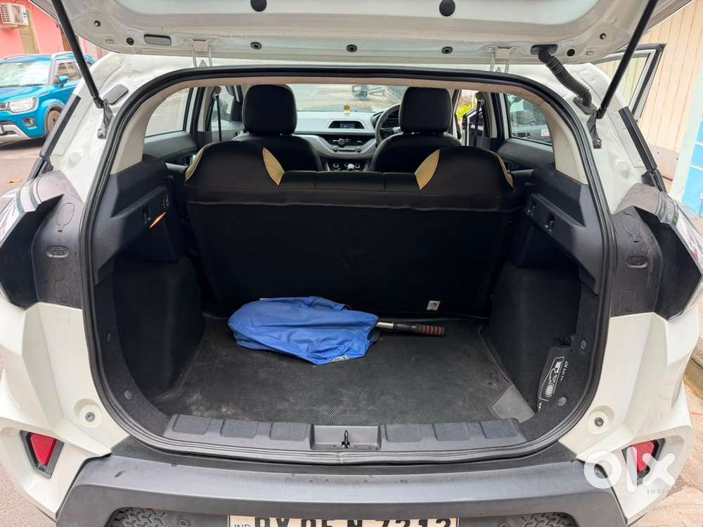 2023 Tata Nexon Petrol Automatic