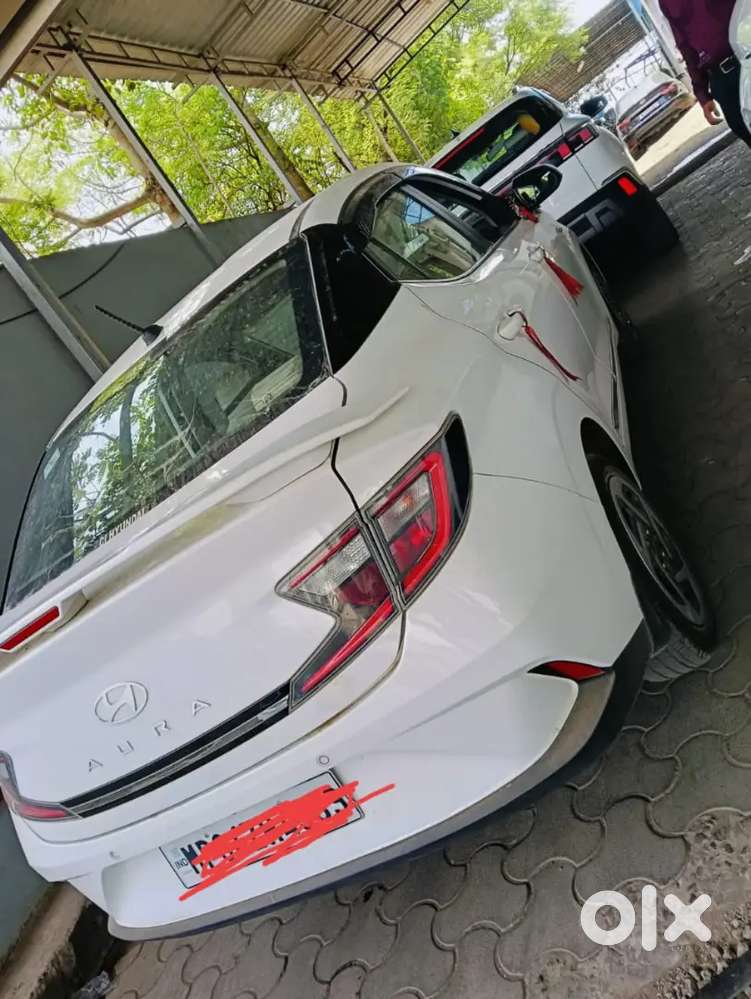 Hyundai Aura 2023 Cng & Hybrids 18000 Km Driven