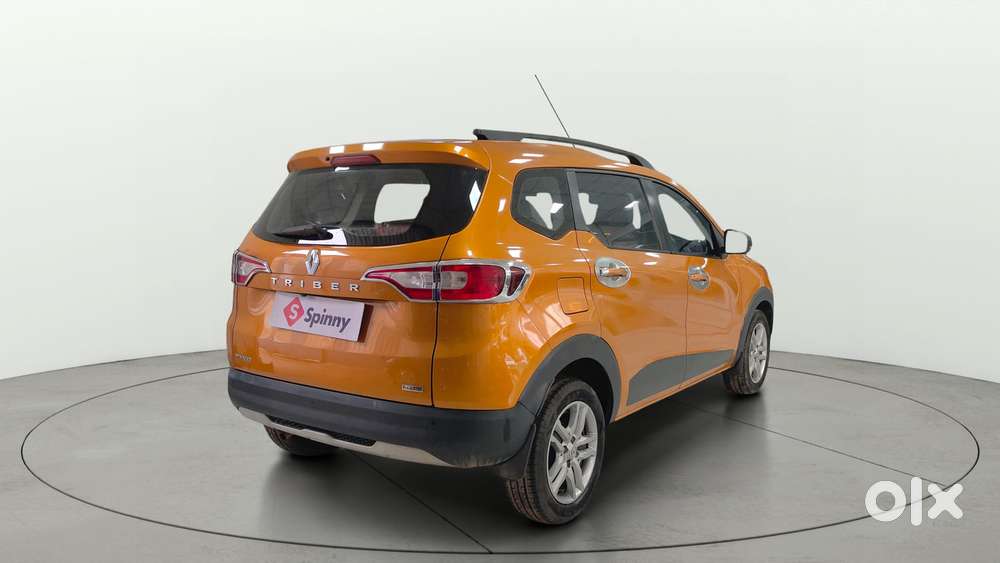 Renault Triber Rxz Easy-r Amt, 2022, Petrol