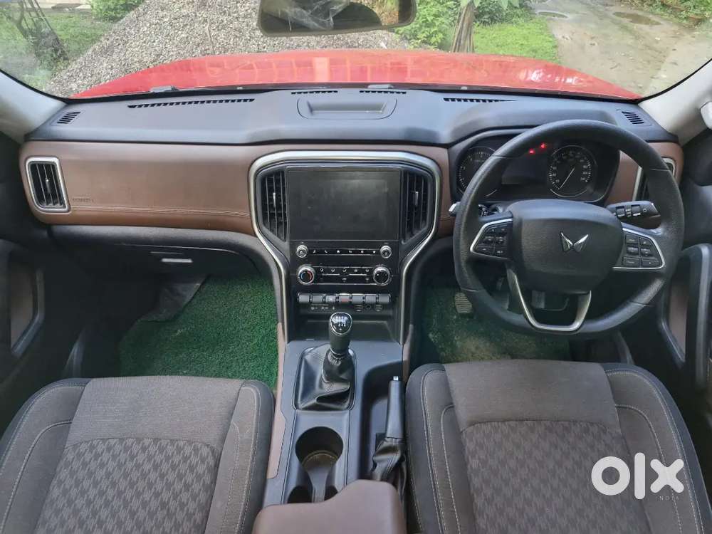Mahindra Scorpio N Petrol 2023