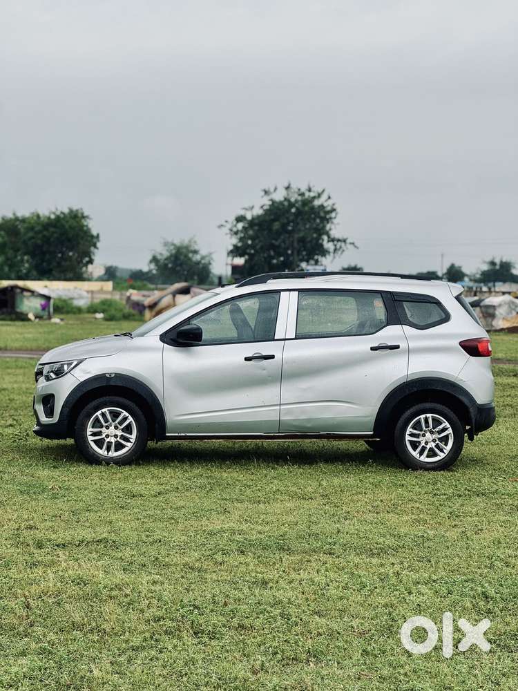 Renault Triber Rxl, 2021, Petrol