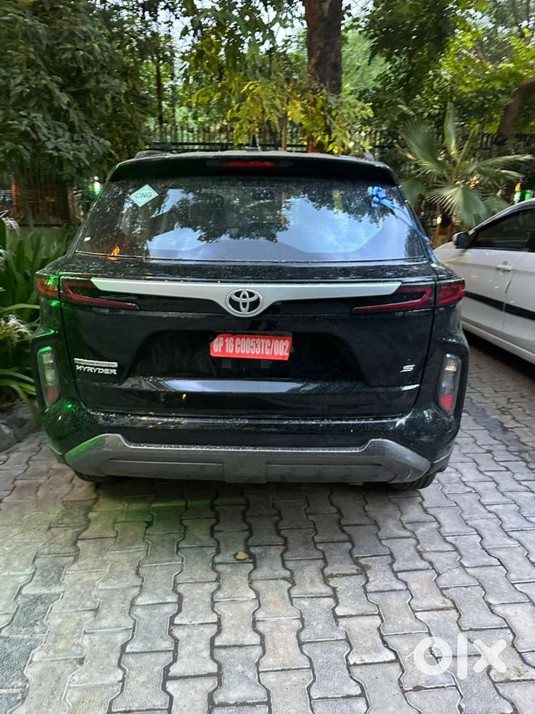 Toyota  Hybrid Cng 2026