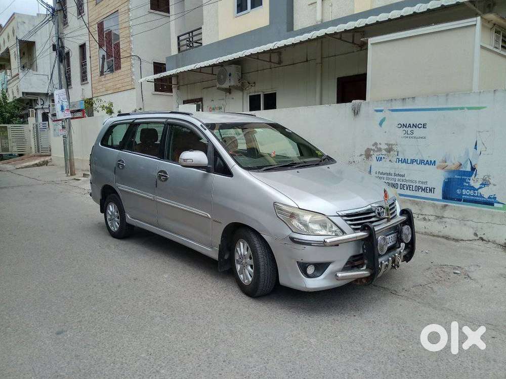 Toyota Innova 2.5 V 7 Str, 2013, Diesel