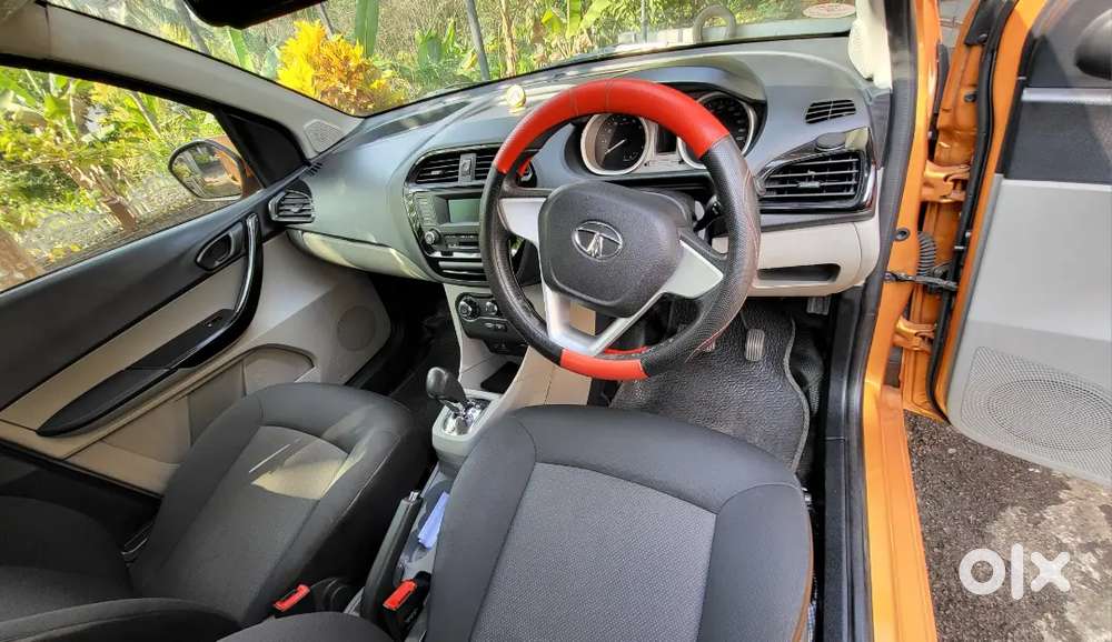 Tata Tiago Xta Automatic