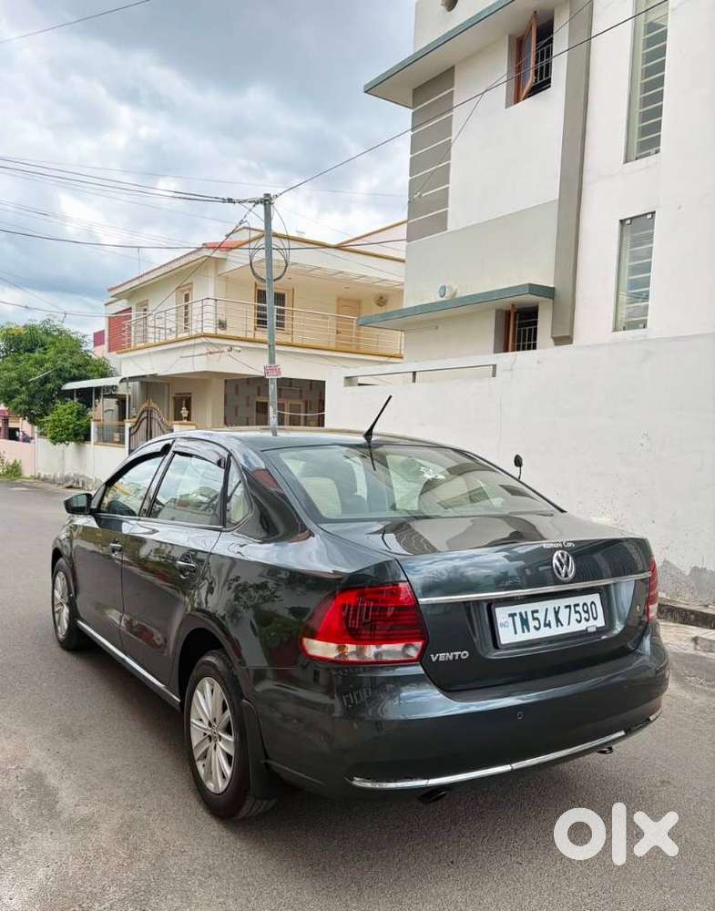 Volkswagen Vento Celeste 1.6 Highline, 2015, Diesel