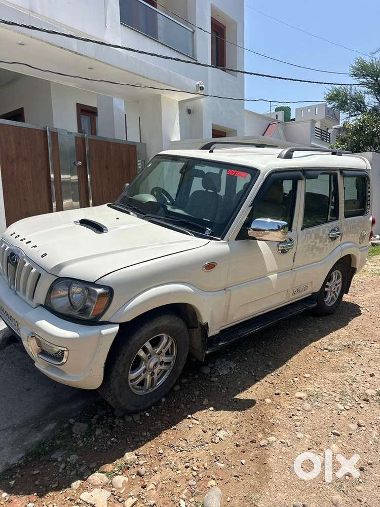 Mahindra Diesel Car 2013