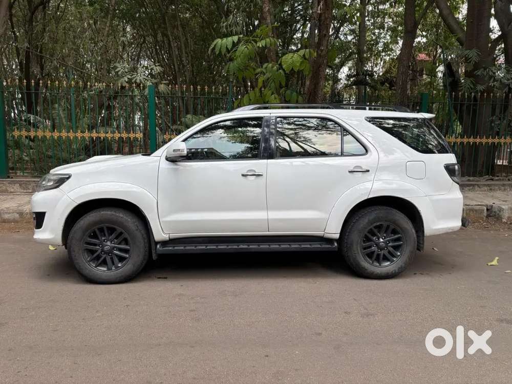 Toyota Fortuner 2015 Diesel Well Maintained