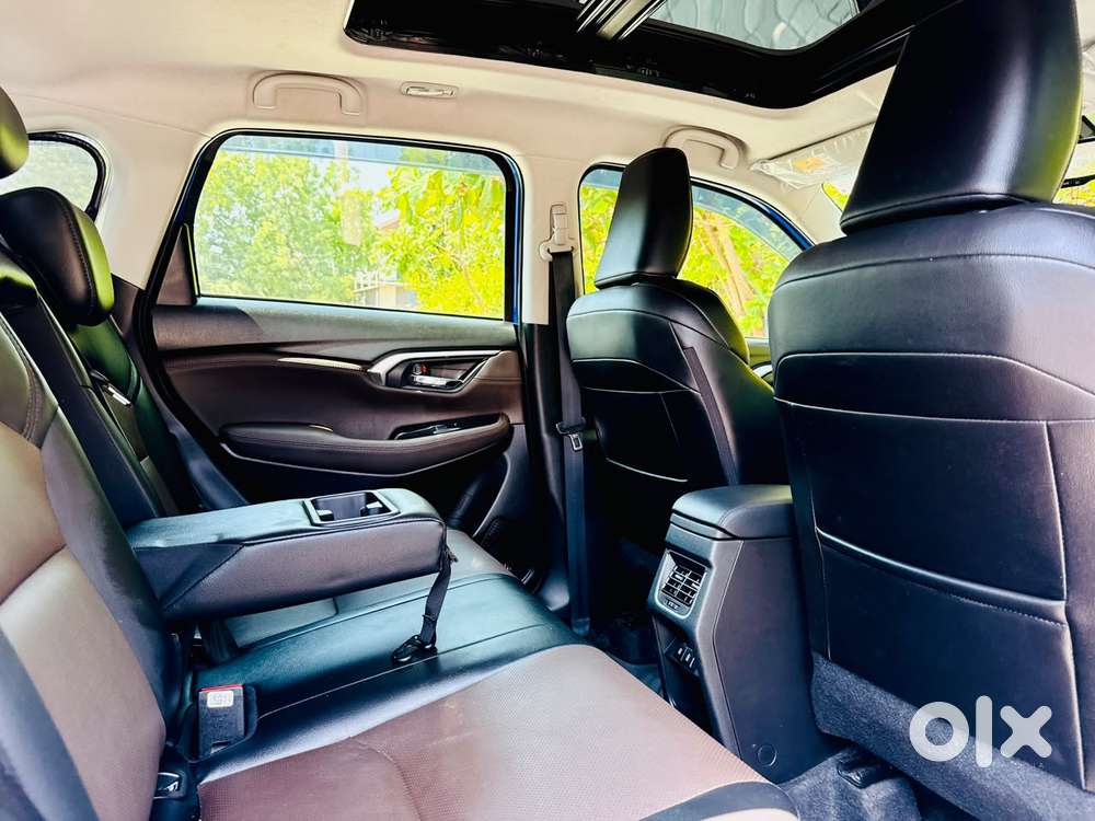 Toyota Urban Cruiser Hyryder 1.5 V Hybrid, 2024, Petrol