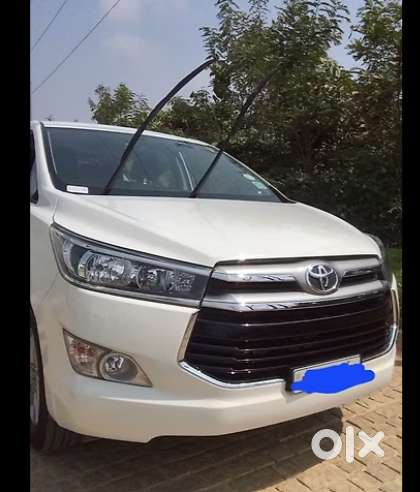 2016 Toyota Innova Crysta 2.4 Gx 7 Str