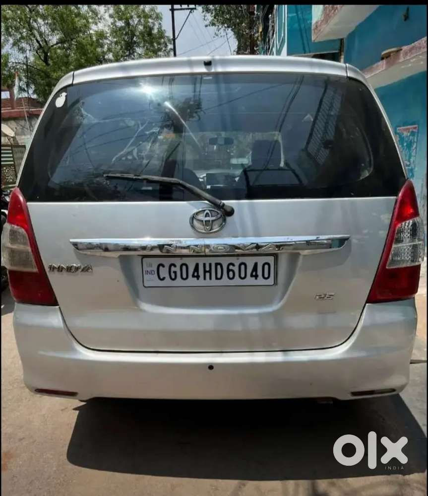 Toyota Innova 2012 Diesel Well Maintained