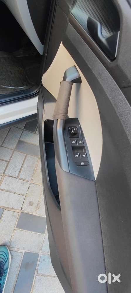 Skoda Kushaq 1.0 Tsi Active, 2021, Petrol