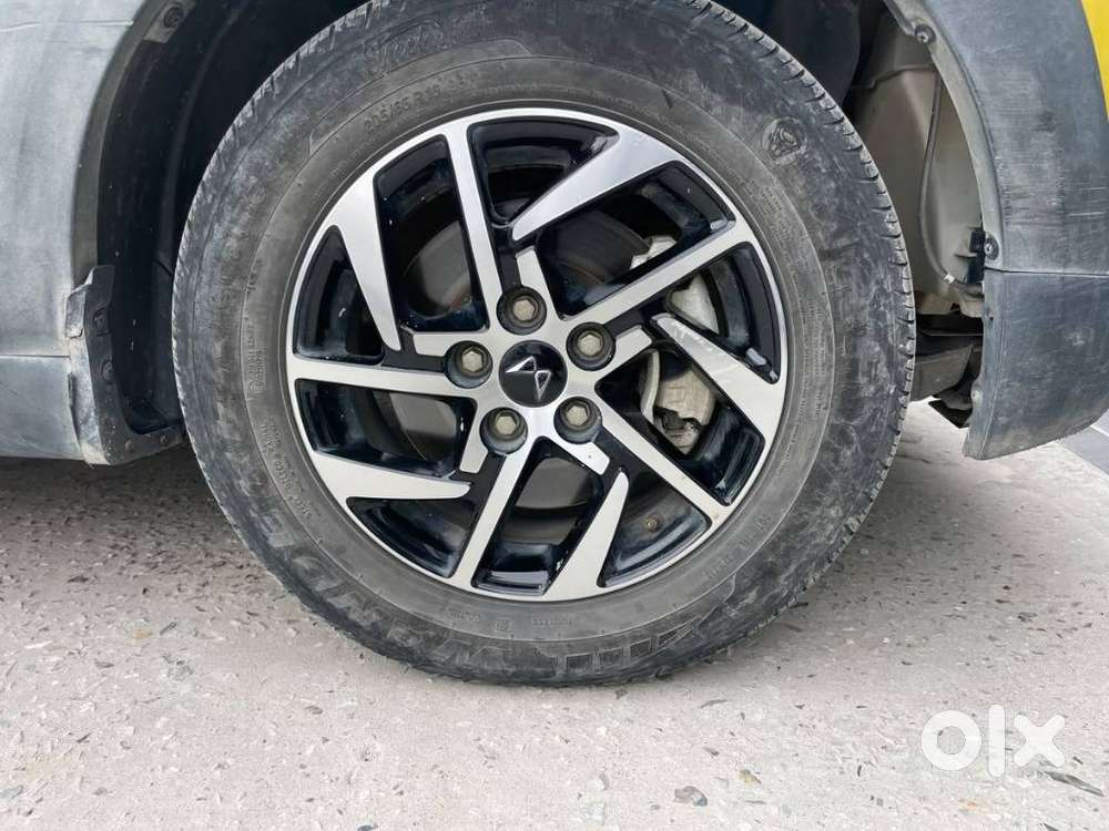 Mahindra Xuv 3xo Ax5 Ds Mt, 2024, Diesel