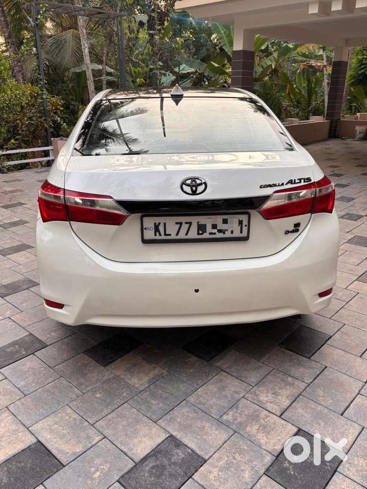 Toyota Corolla Altis 2014 Diesel Well Maintained