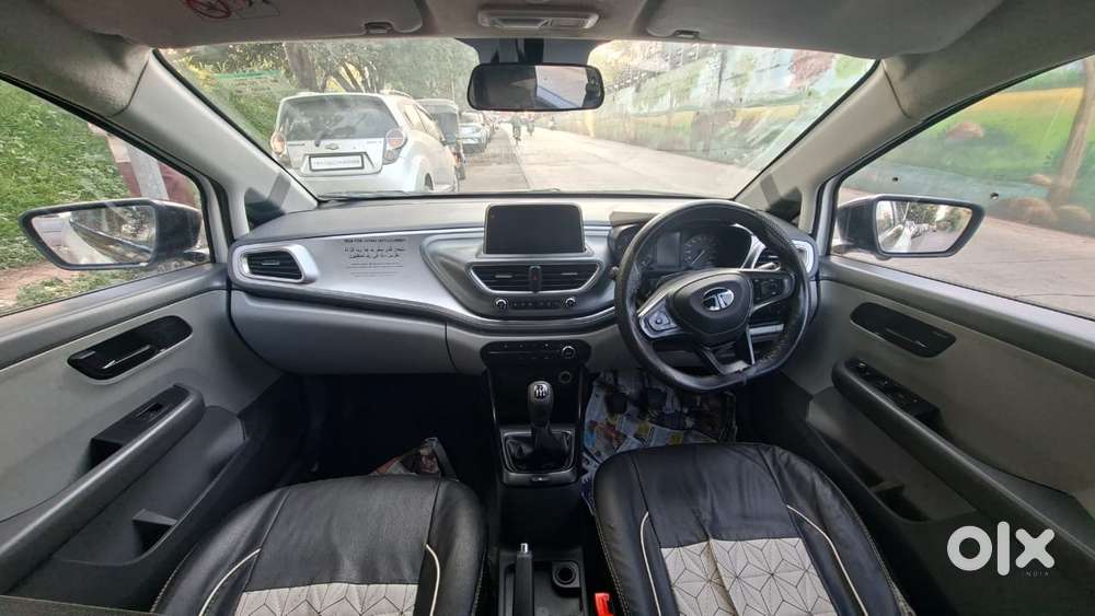 Tata Altroz 1.2 Xt, 2021, Petrol