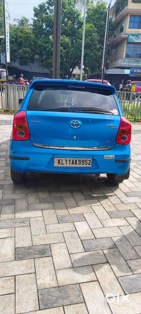 Toyota Etios Liva G, 2011, Petrol