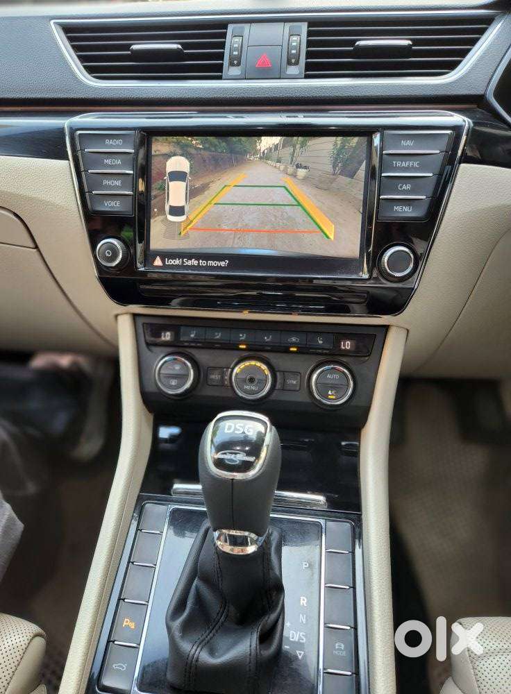 Skoda Superb L&k 2.0 Tdi At, 2017, Diesel