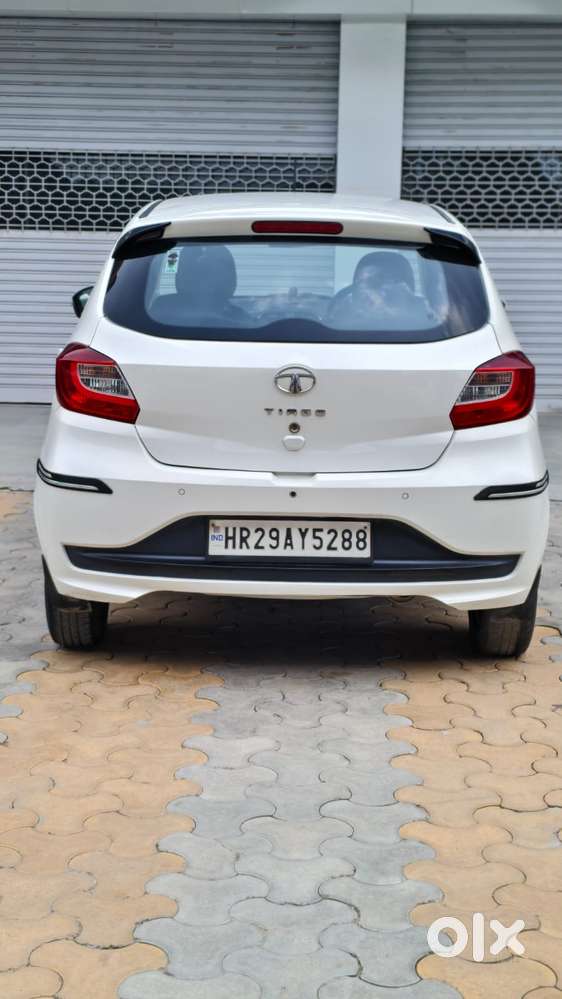 Tata Tiago 1.2 Revotron Xt (o), 2022, Petrol