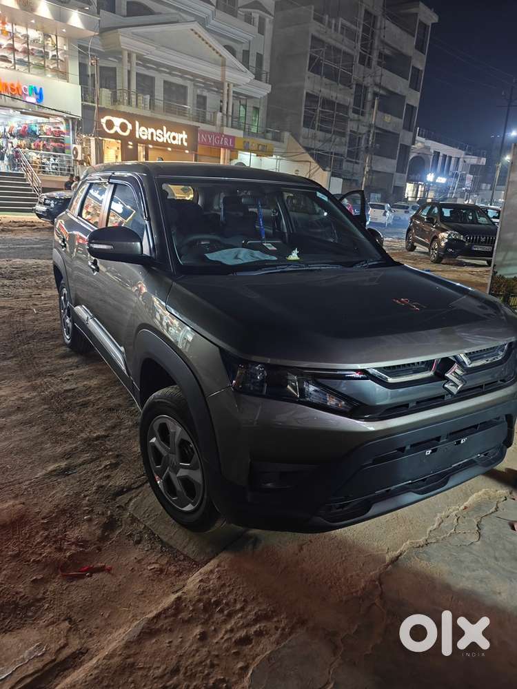 Maruti Brezza Lxi 2025