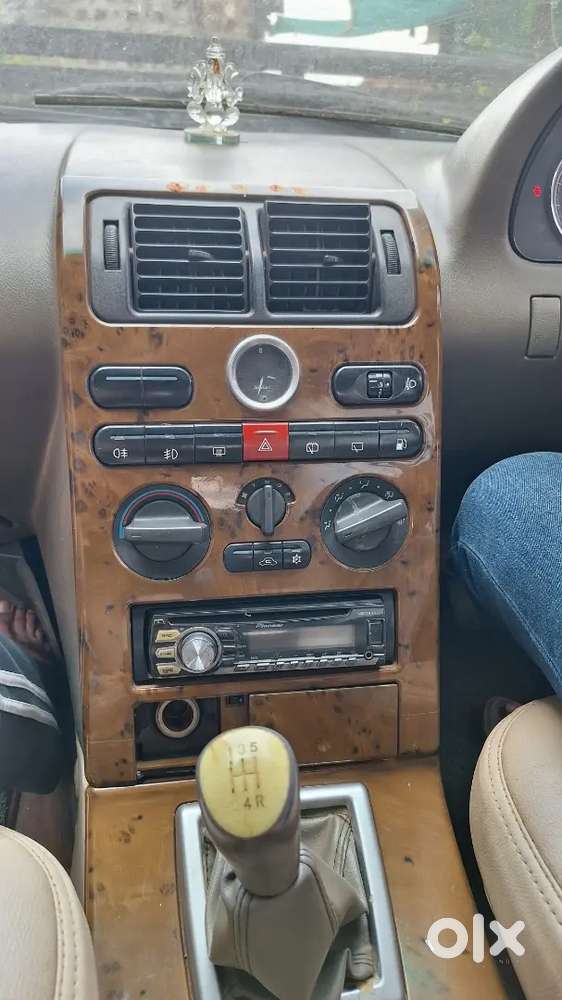 Vintage Tata Safari 2010 Diesel