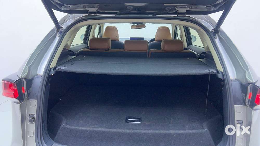 Lexus Nx 300h, 2019, Petrol