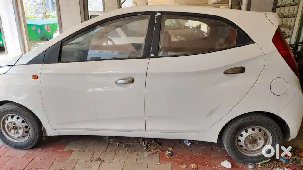 Hyundai Eon 2015 Petrol Well Maintained