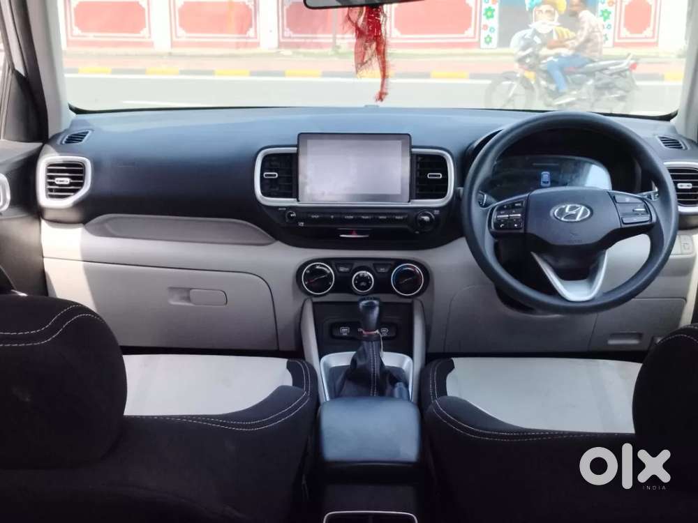 Hyundai Venue, 2024, Petrol