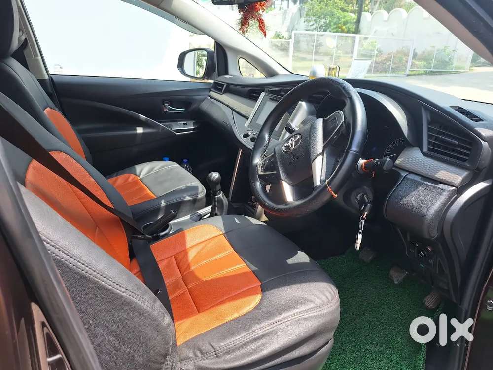 Innova Car Well Maintained  Personal Use