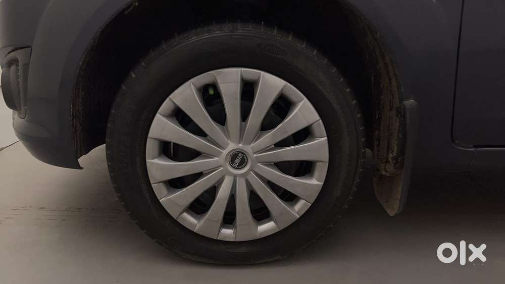 Ford Figo 2010-2012 Petrol Zxi, 2013, Petrol