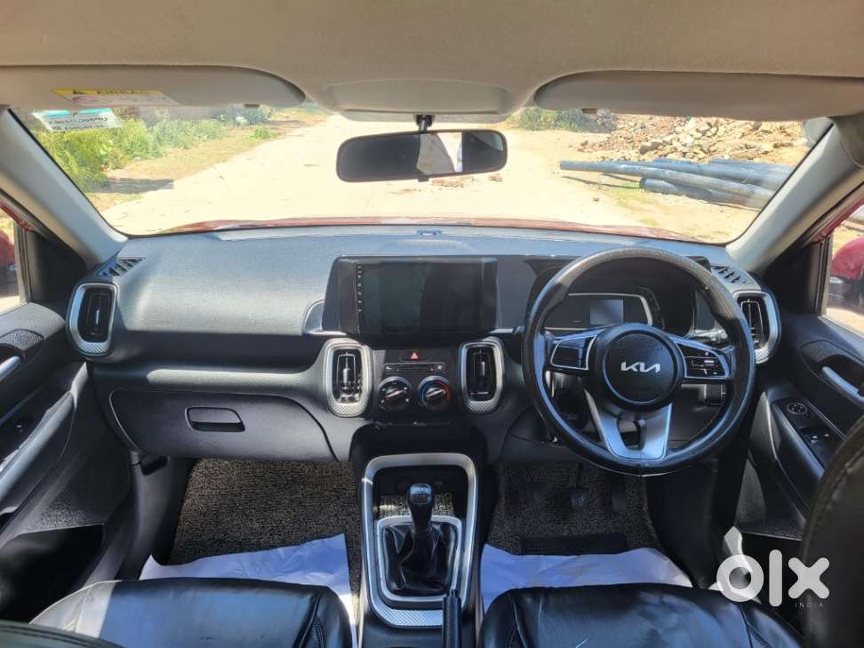 Kia Sonet Hte G, 2023, Petrol