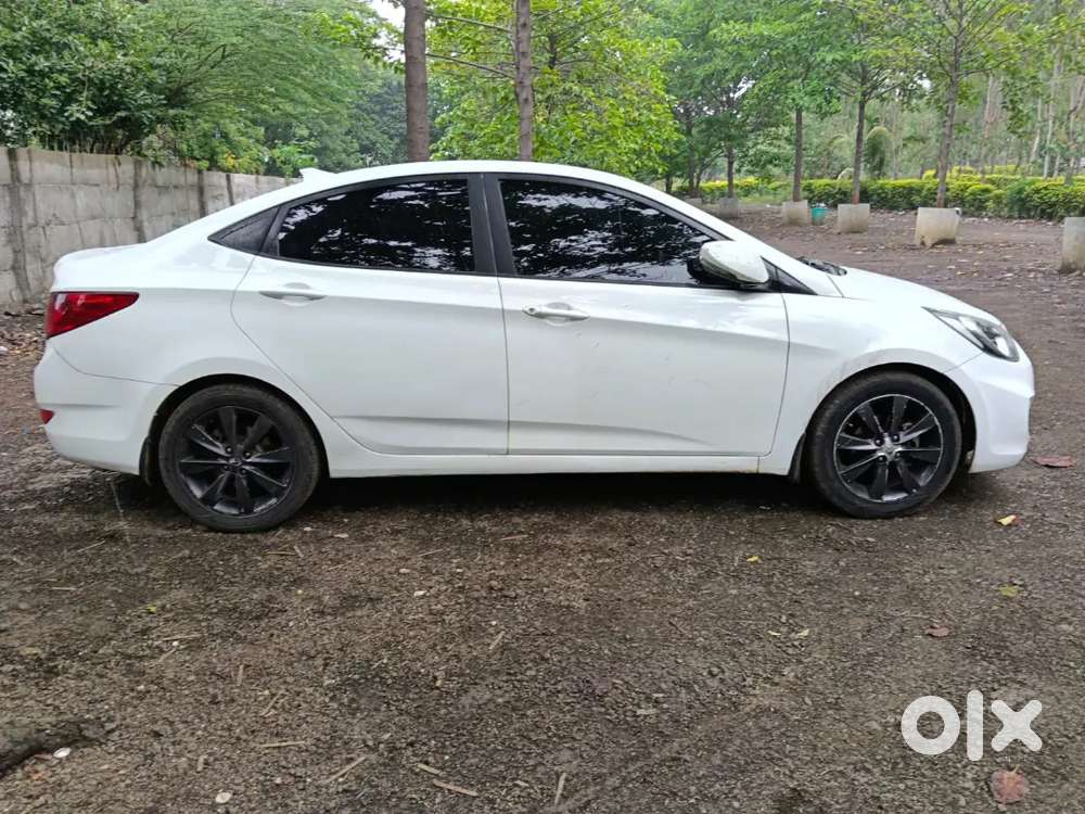 Hyundai Verna Sx 2012