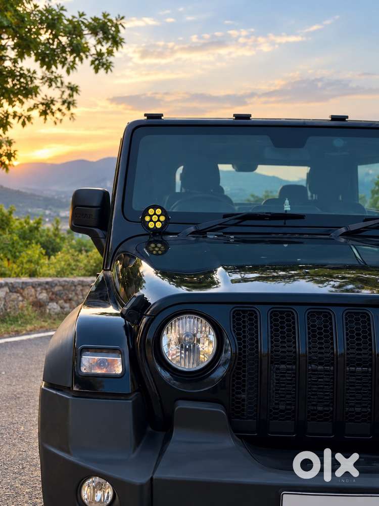 Mahindra Thar Petrol 2023