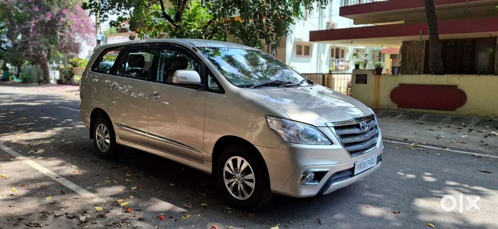 Toyota Innova 2.5 Zx 7 Str Bs-iv, 2013, Diesel