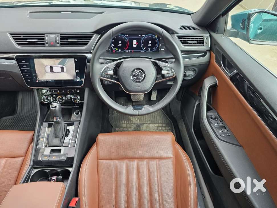 Skoda Superb 2.0 L&k Tsi At, 2024, Petrol