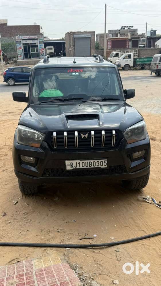 Mahindra Scorpio 2017 Diesel Manual