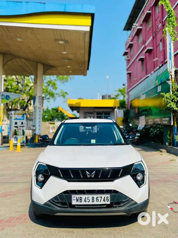 Mahindra Xuv 3xo Ax5 Ds Mt, 2025, Diesel