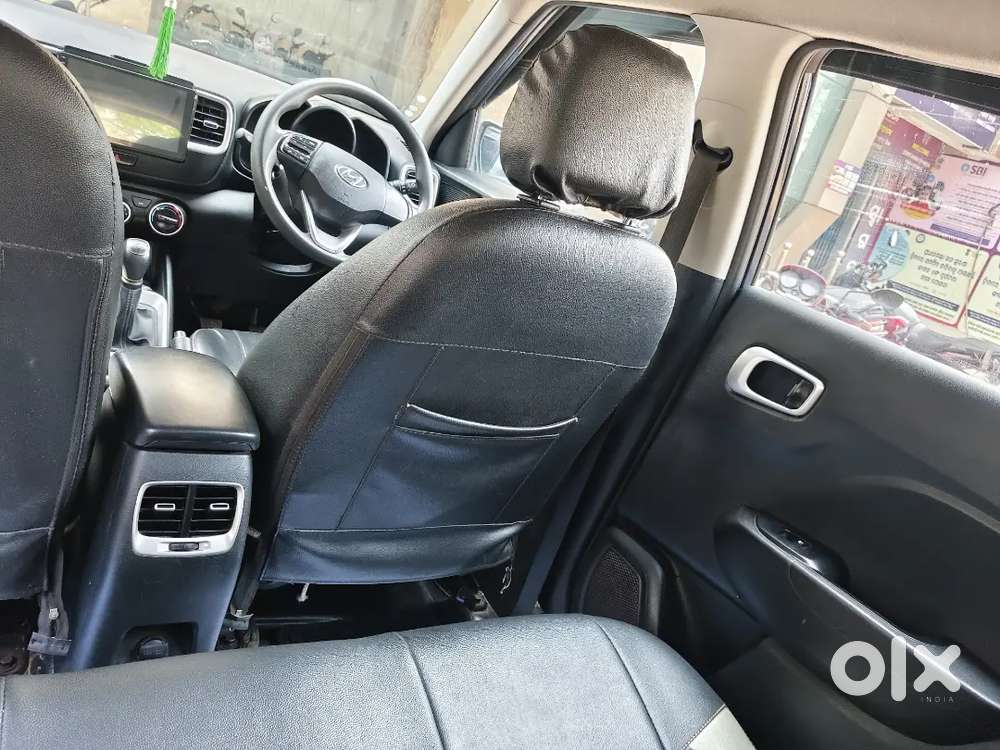Hyundai Venue 2020 Petrol Well Maintained