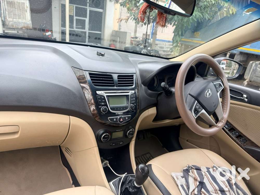 Hyundai Verna Petrol 2011