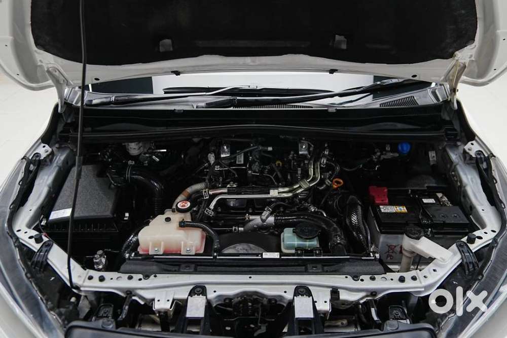 Toyota Innova Crysta 2.4 G Plus Mt 7 Str, 2024, Diesel